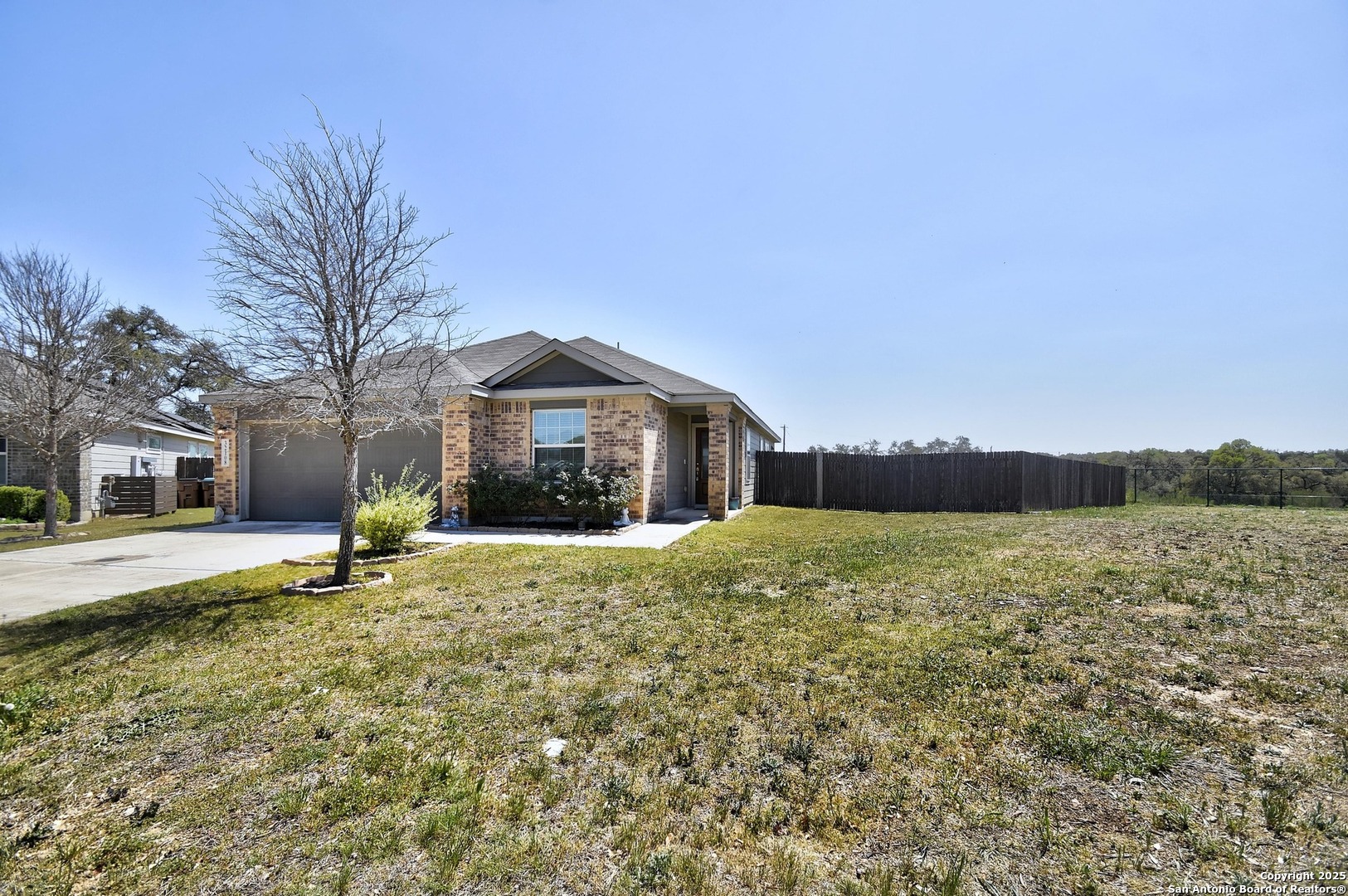 32108 Macey Oak