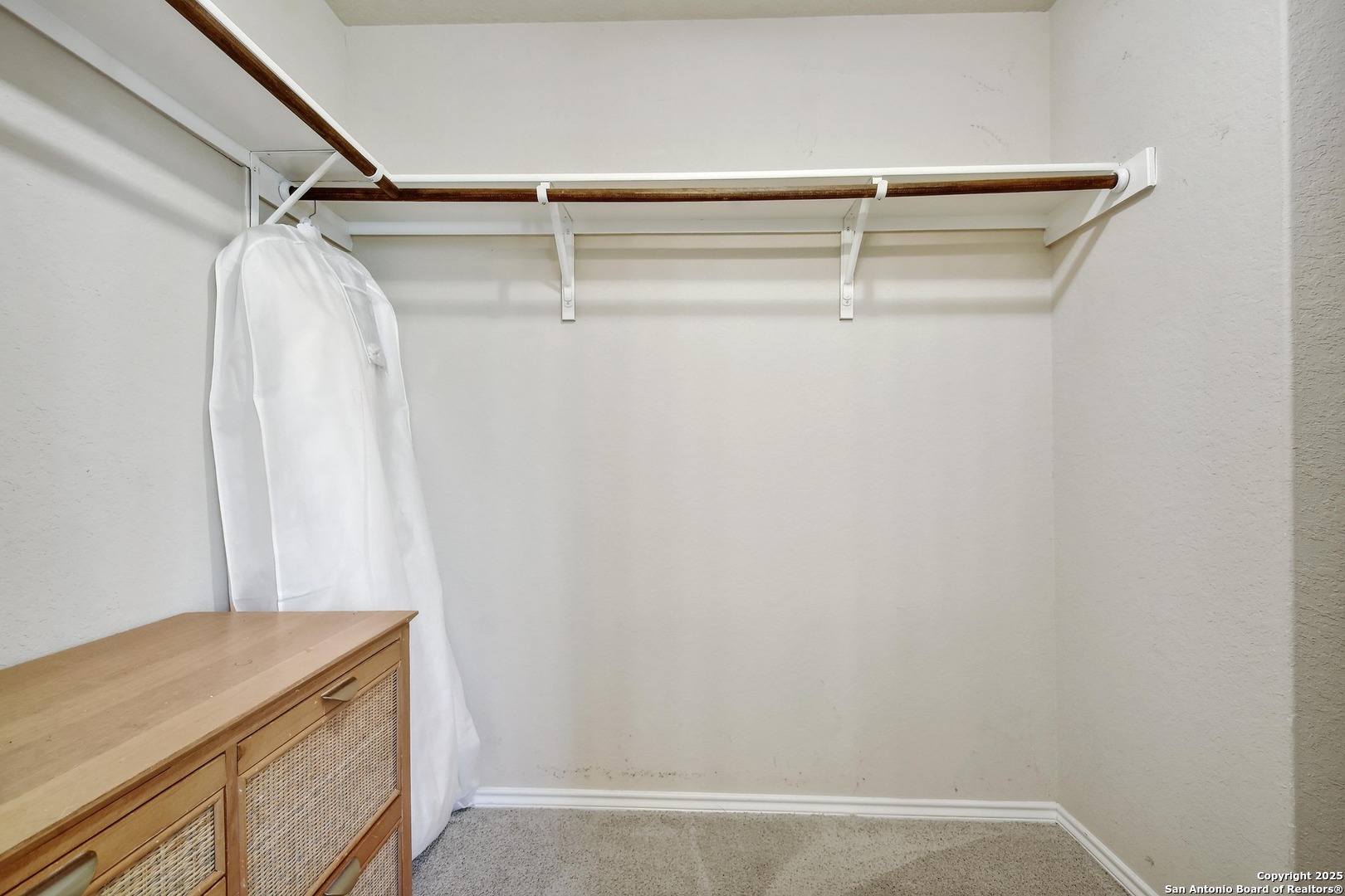 32108 Macey Oak