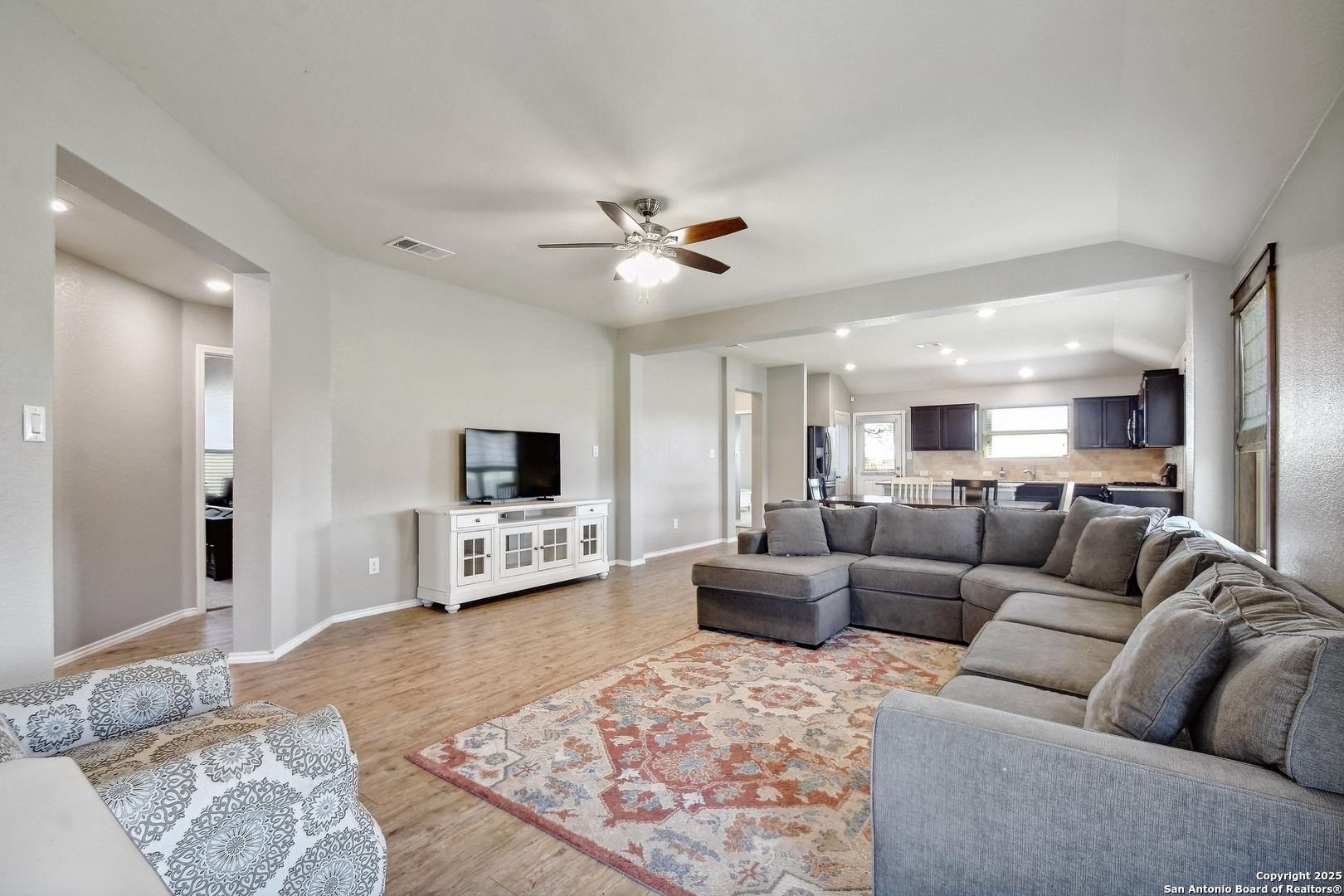 32108 Macey Oak