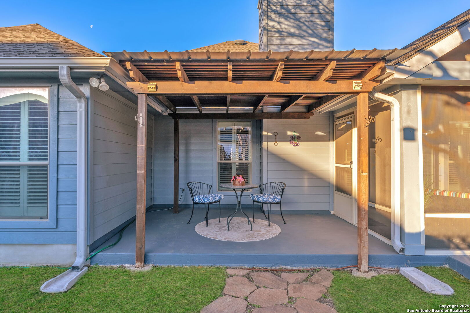 15510 Echo Lane