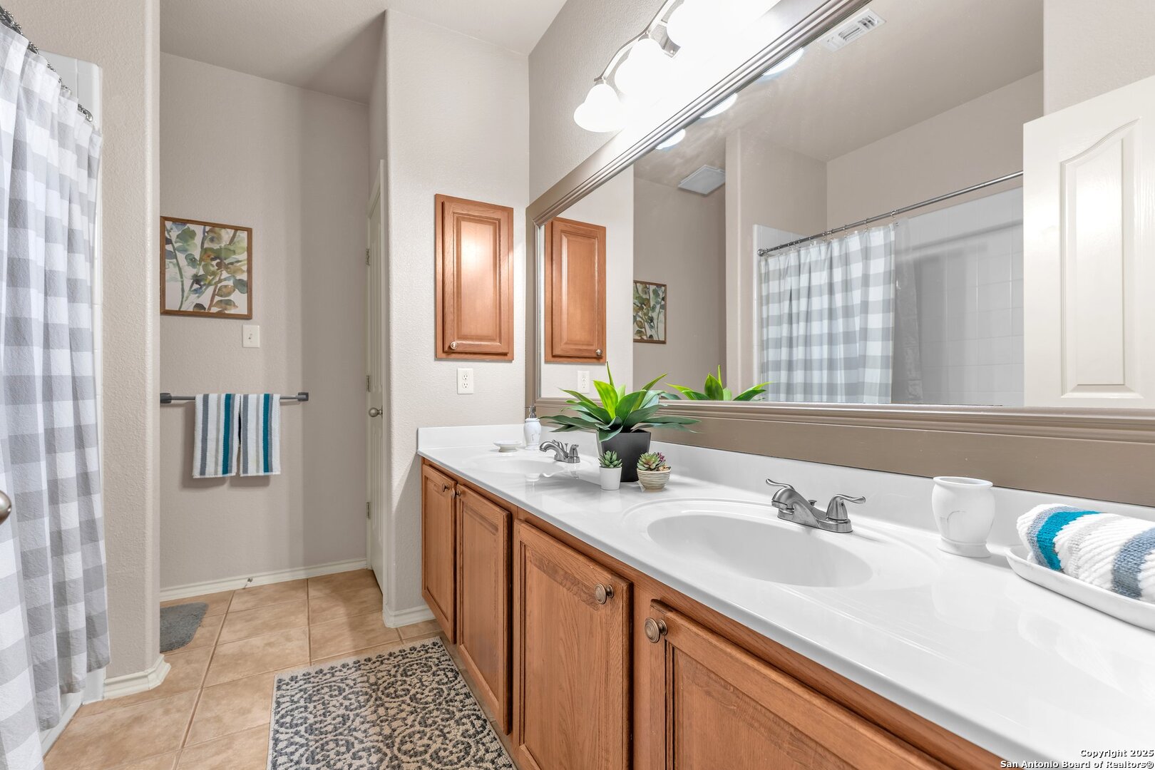 15510 Echo Lane