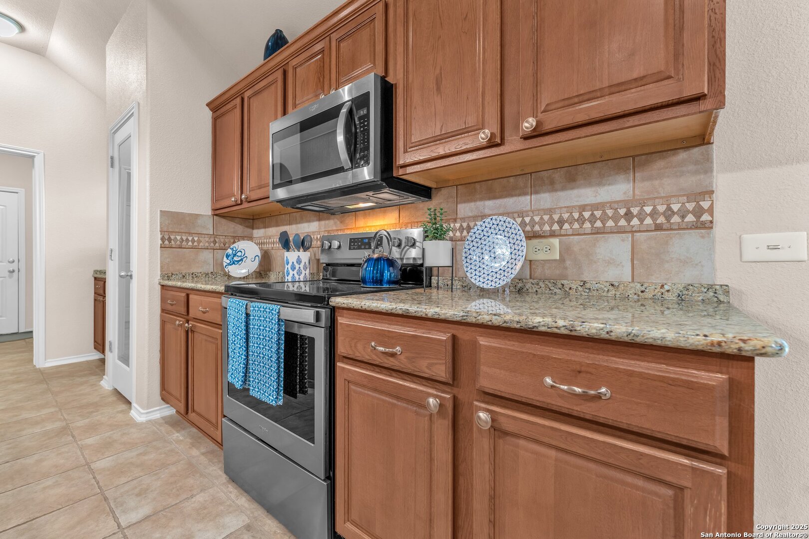 15510 Echo Lane