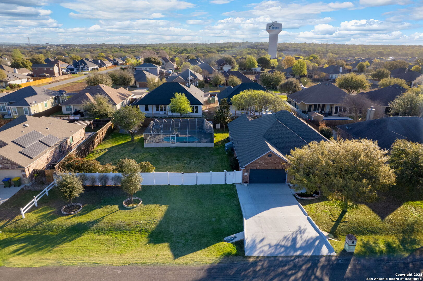 15510 Echo Lane