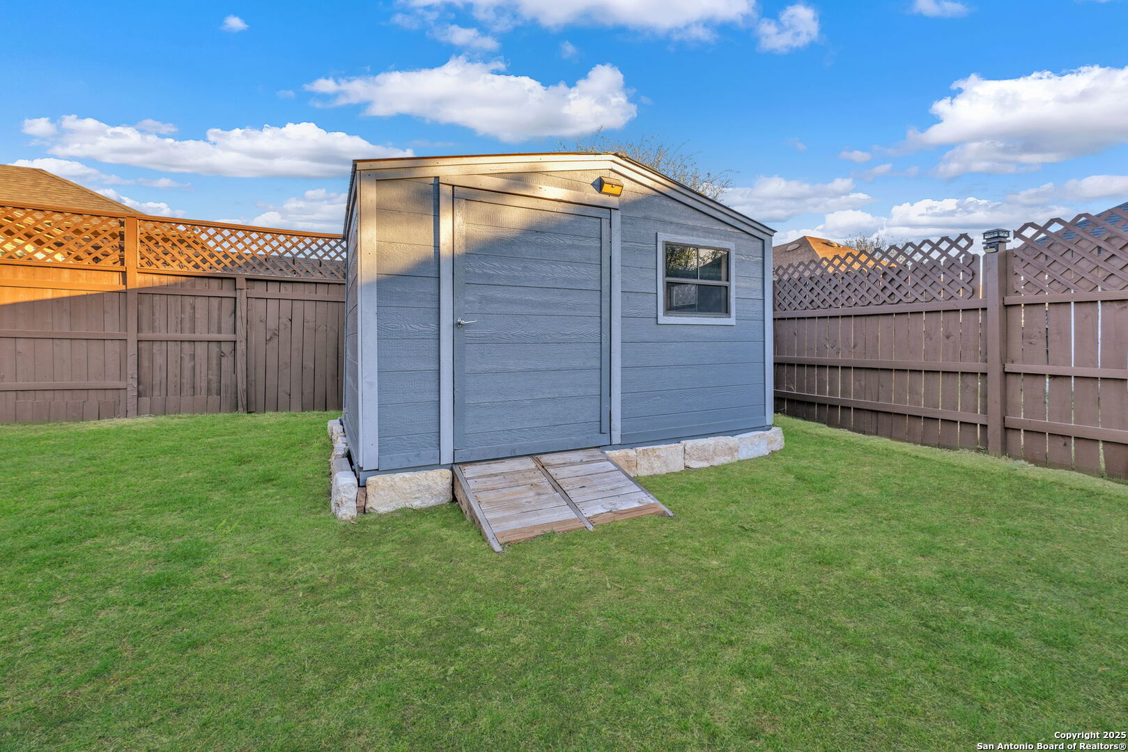 15510 Echo Lane