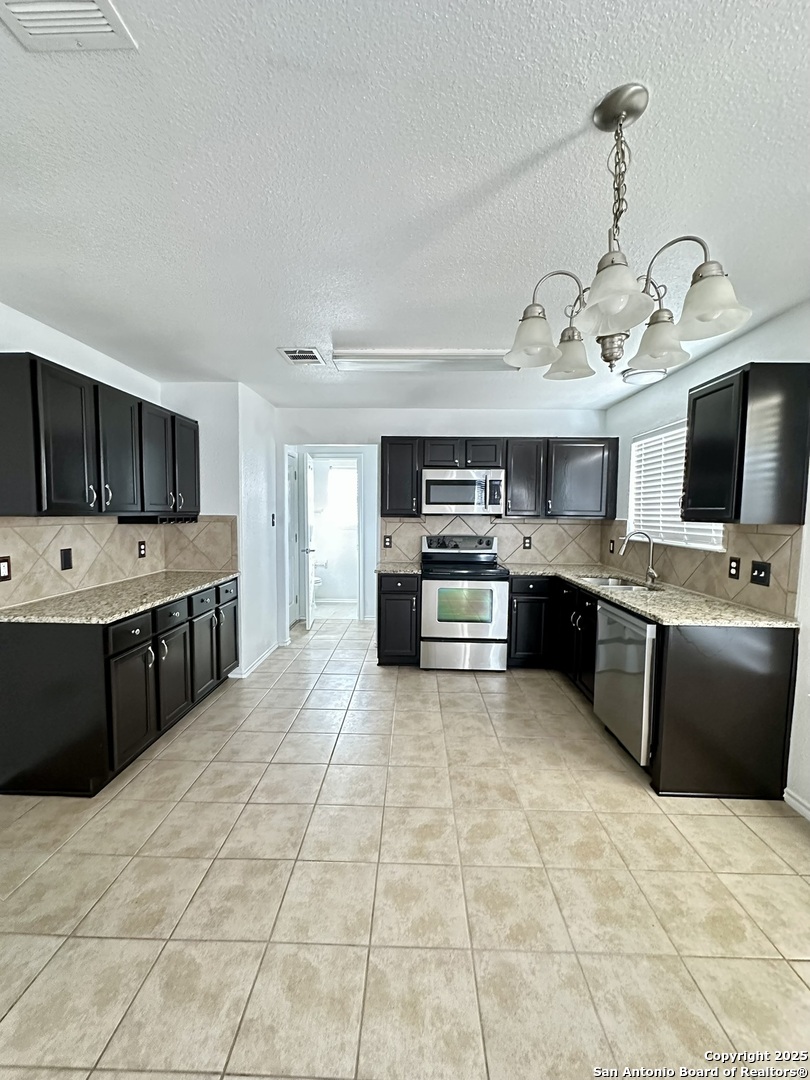 5019 Braden Gate