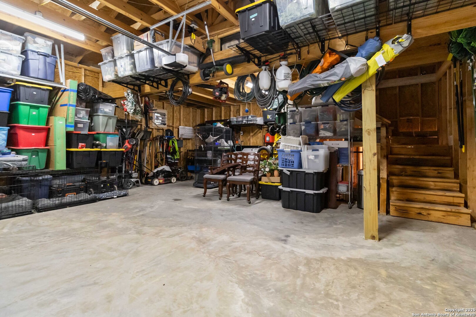 1580 W COUNTY RD 2801 E