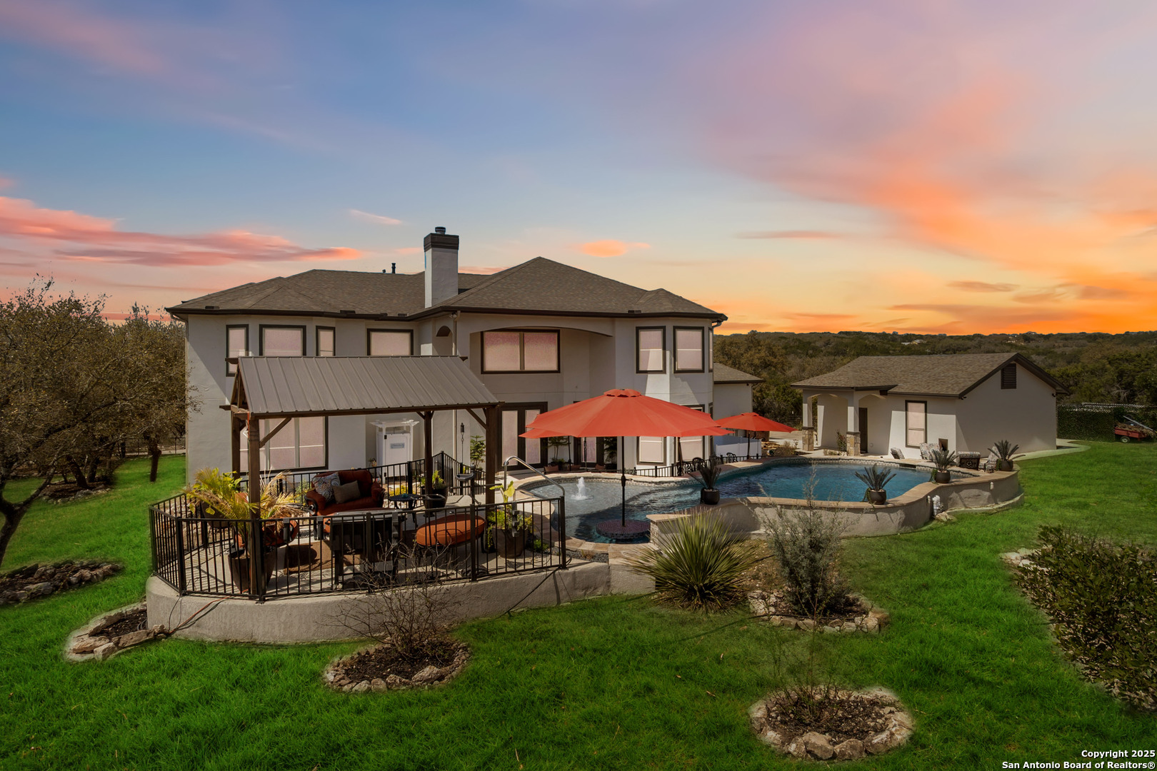 1580 W COUNTY RD 2801 E