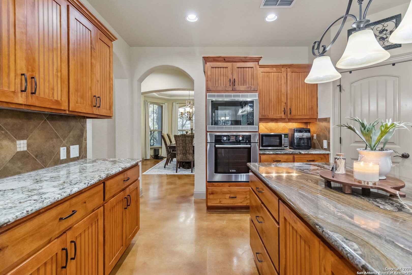 1580 W COUNTY RD 2801 E