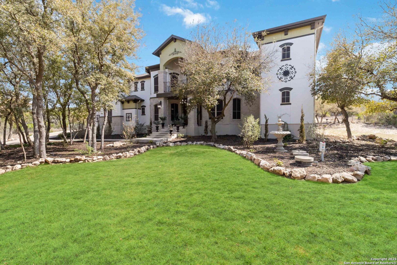 1580 W COUNTY RD 2801 E
