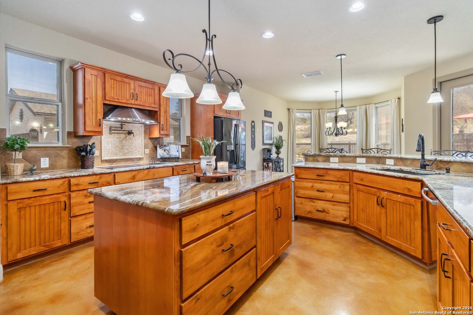 1580 W COUNTY RD 2801 E