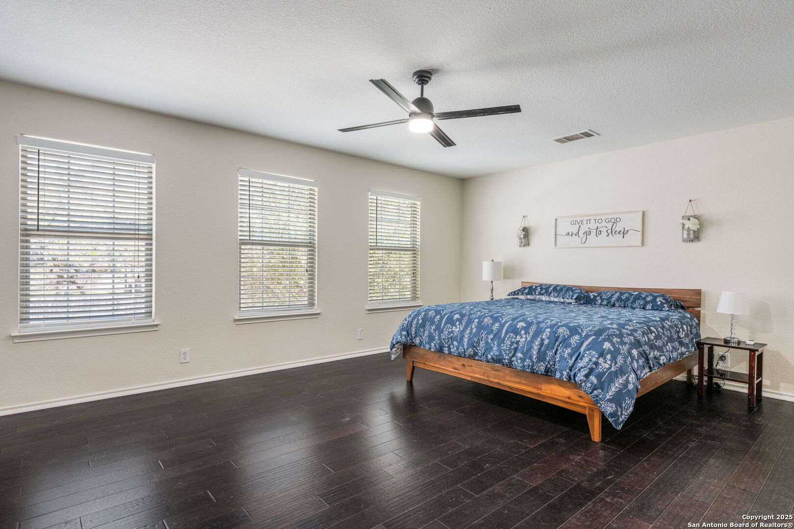 26019 Upton Crk