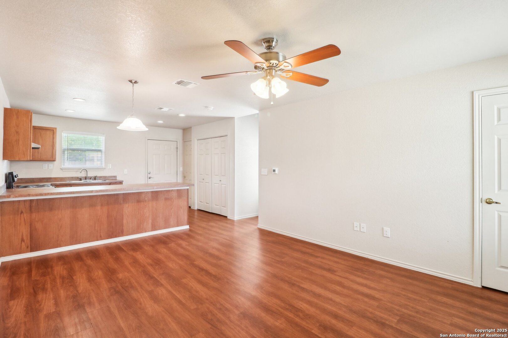 602 W Euclid