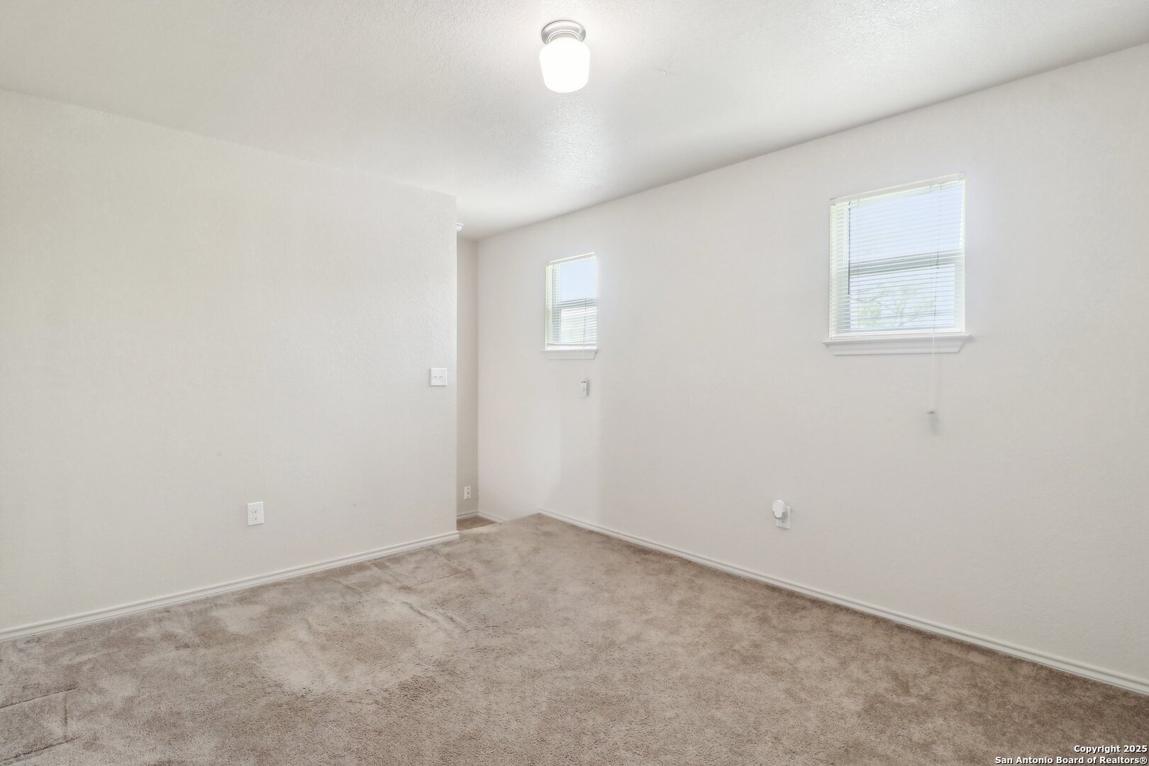 602 W Euclid