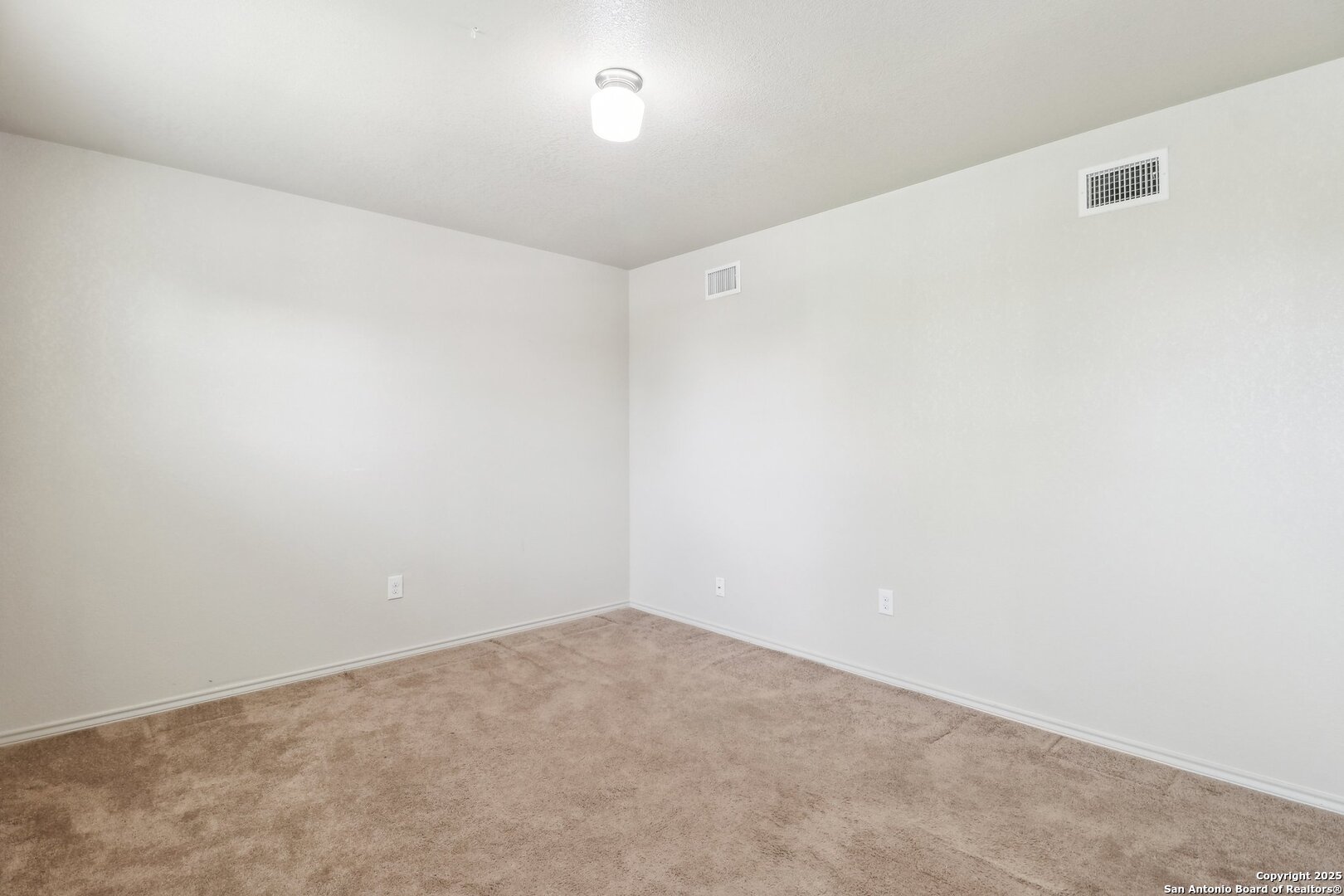602 W Euclid