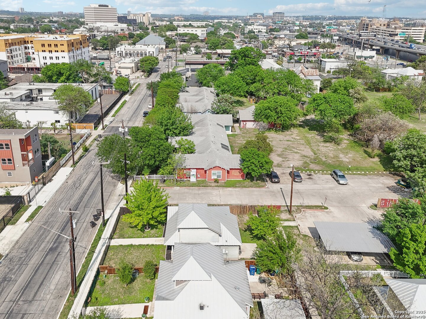602 W Euclid