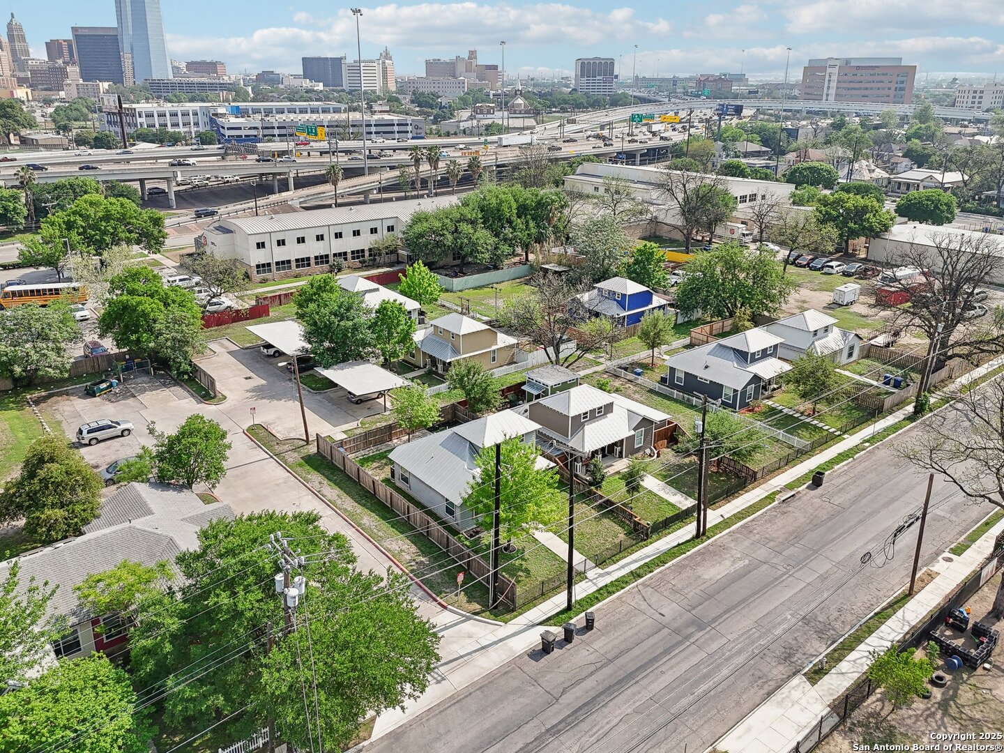 602 W Euclid
