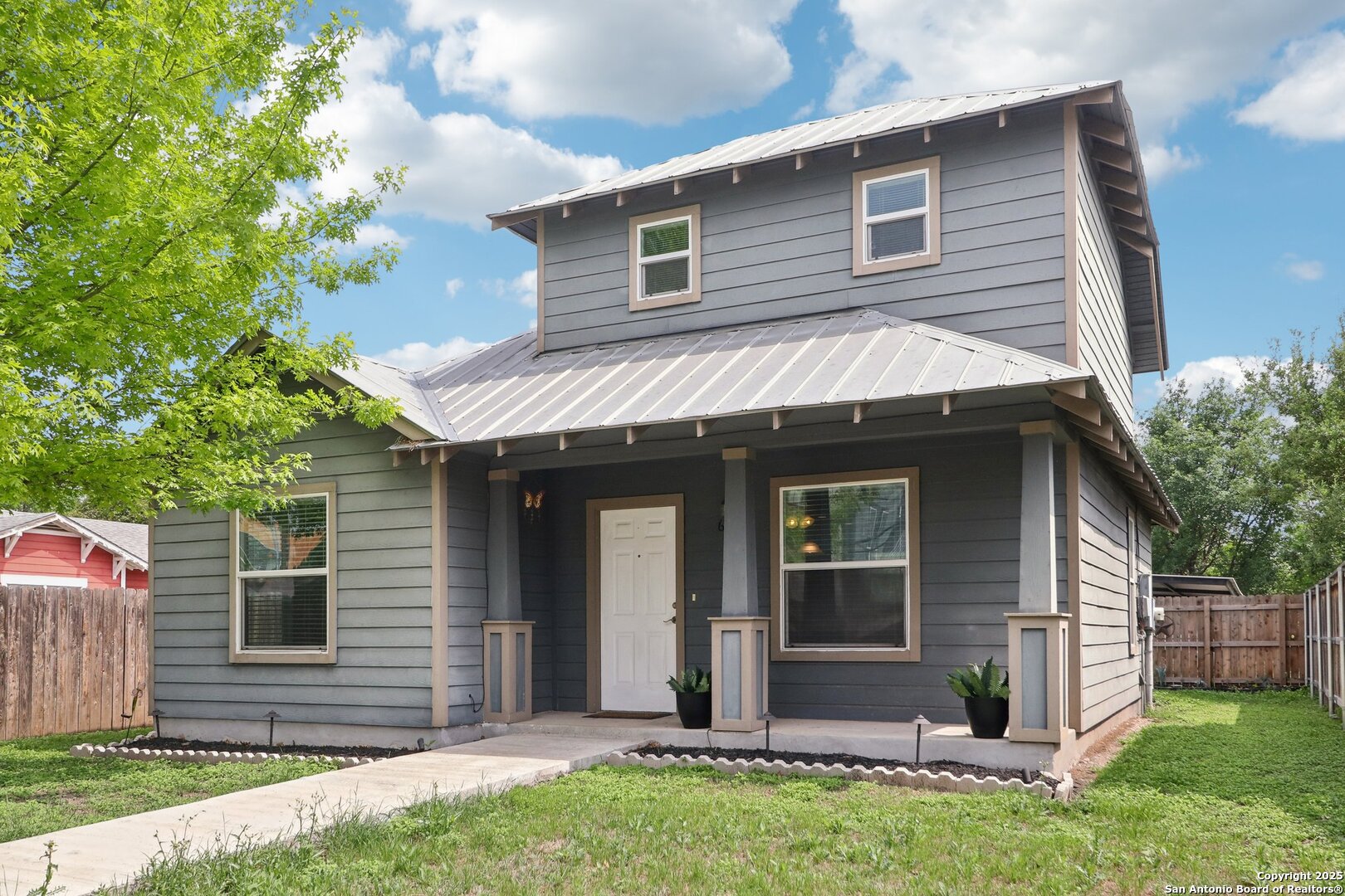 602 W Euclid