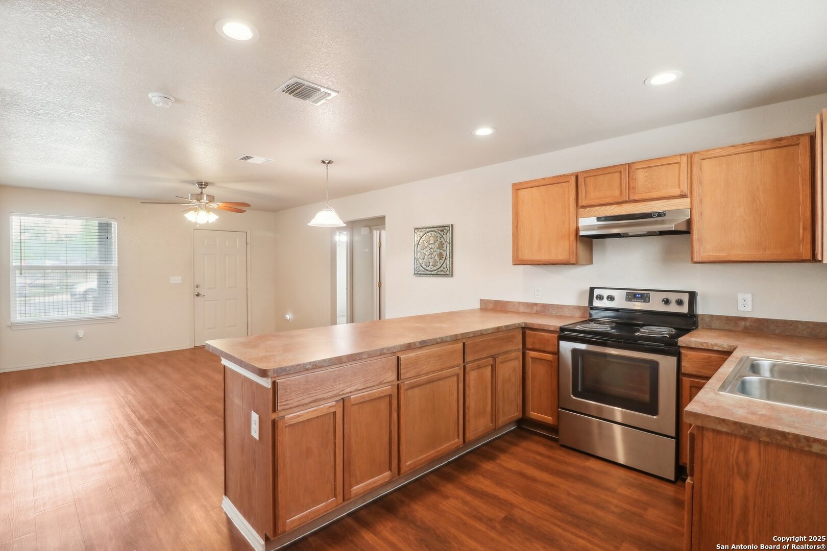 602 W Euclid