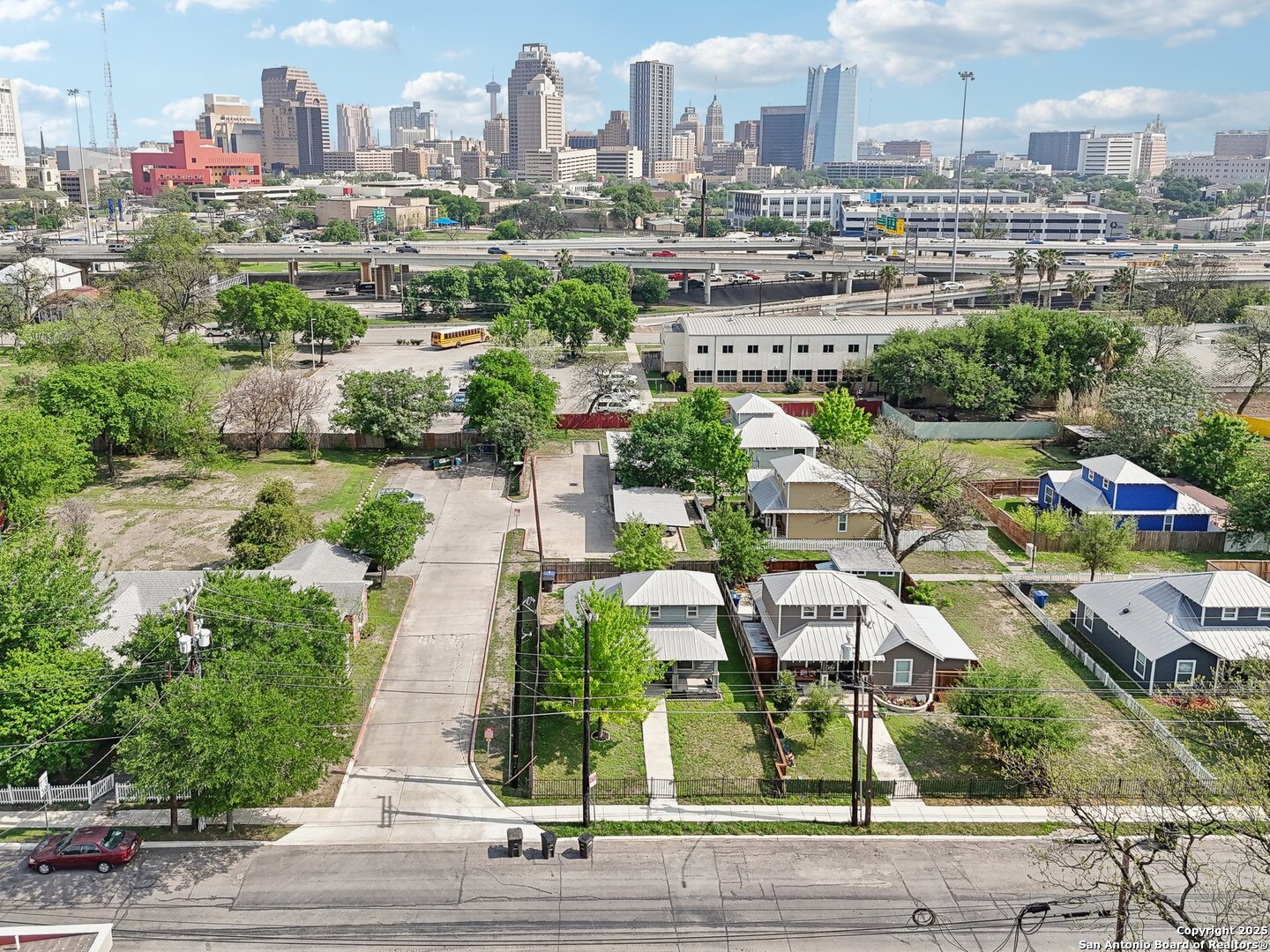 602 W Euclid