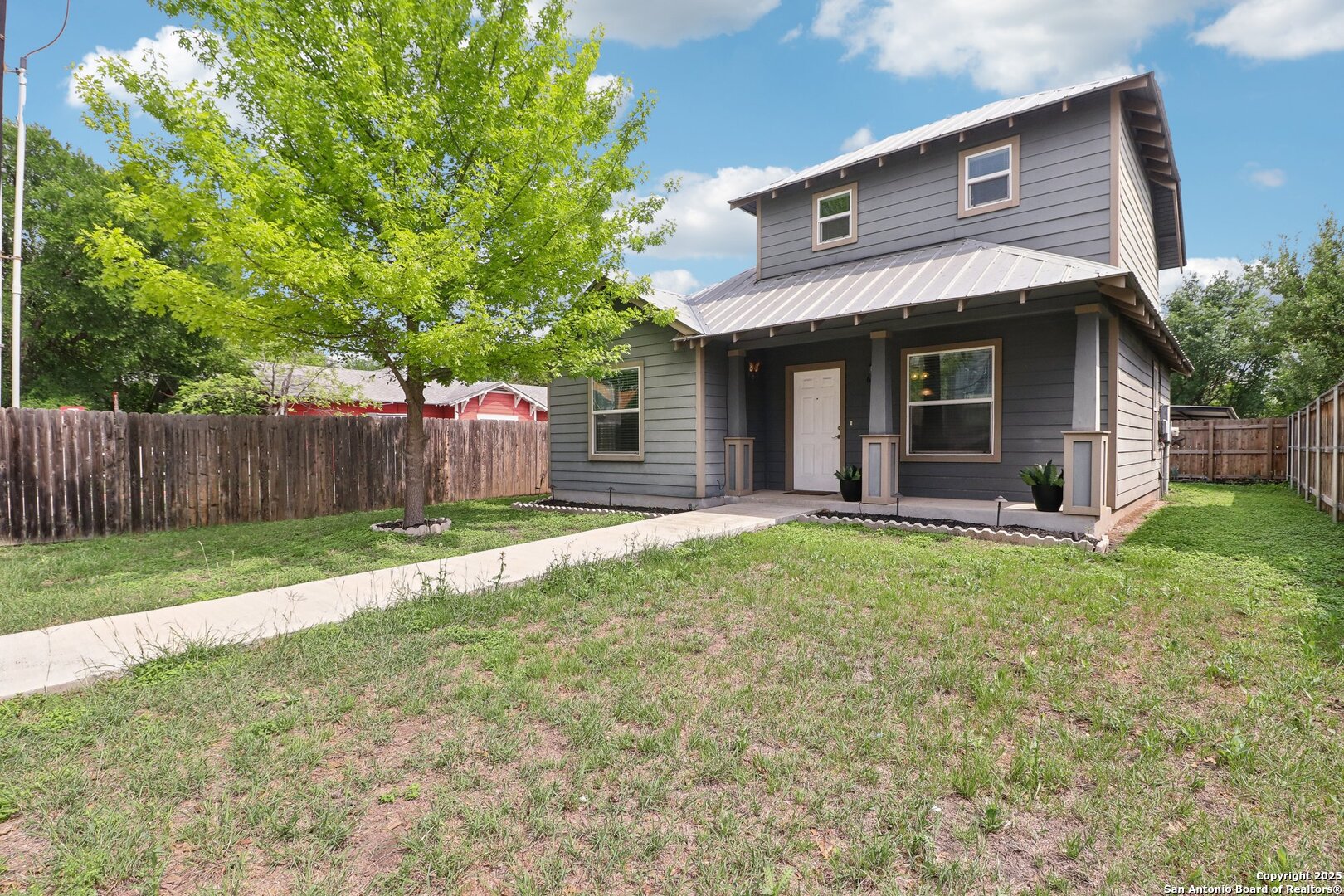 602 W Euclid