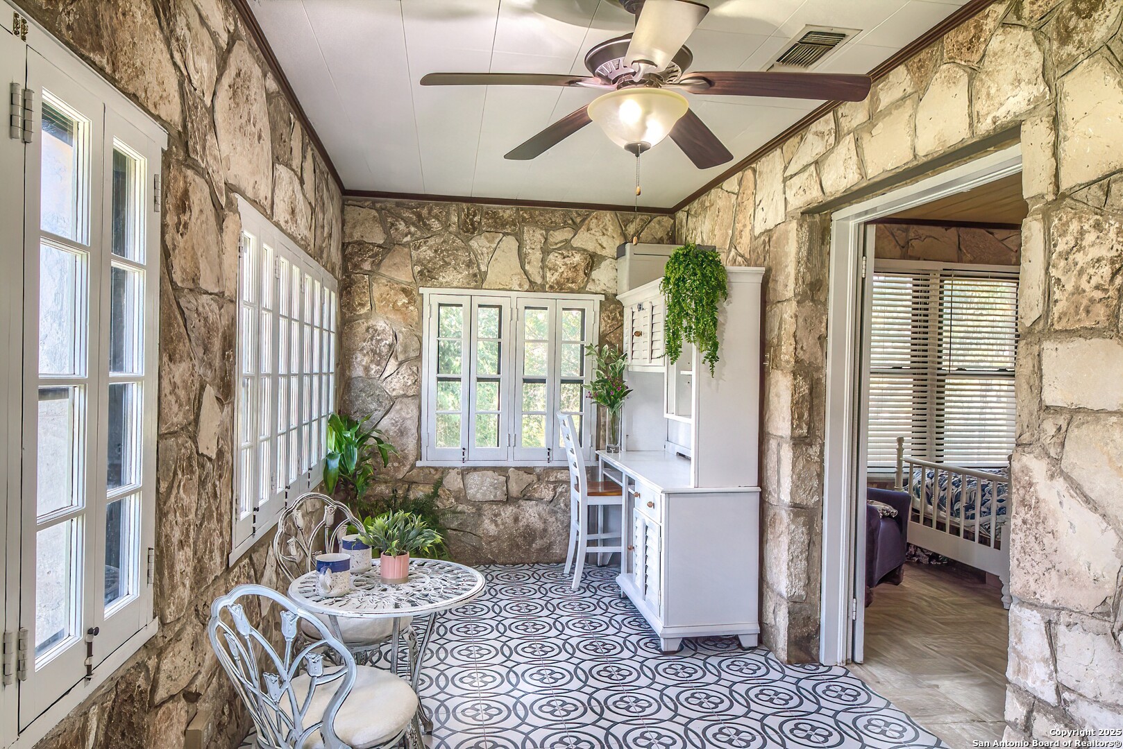 6986 County Road 271