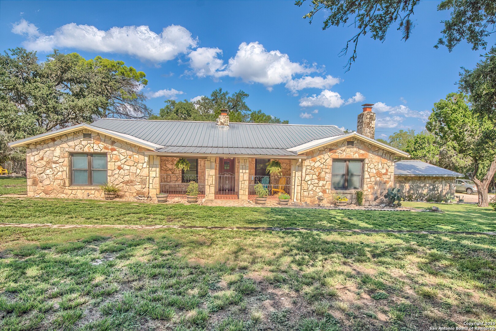 6986 County Road 271
