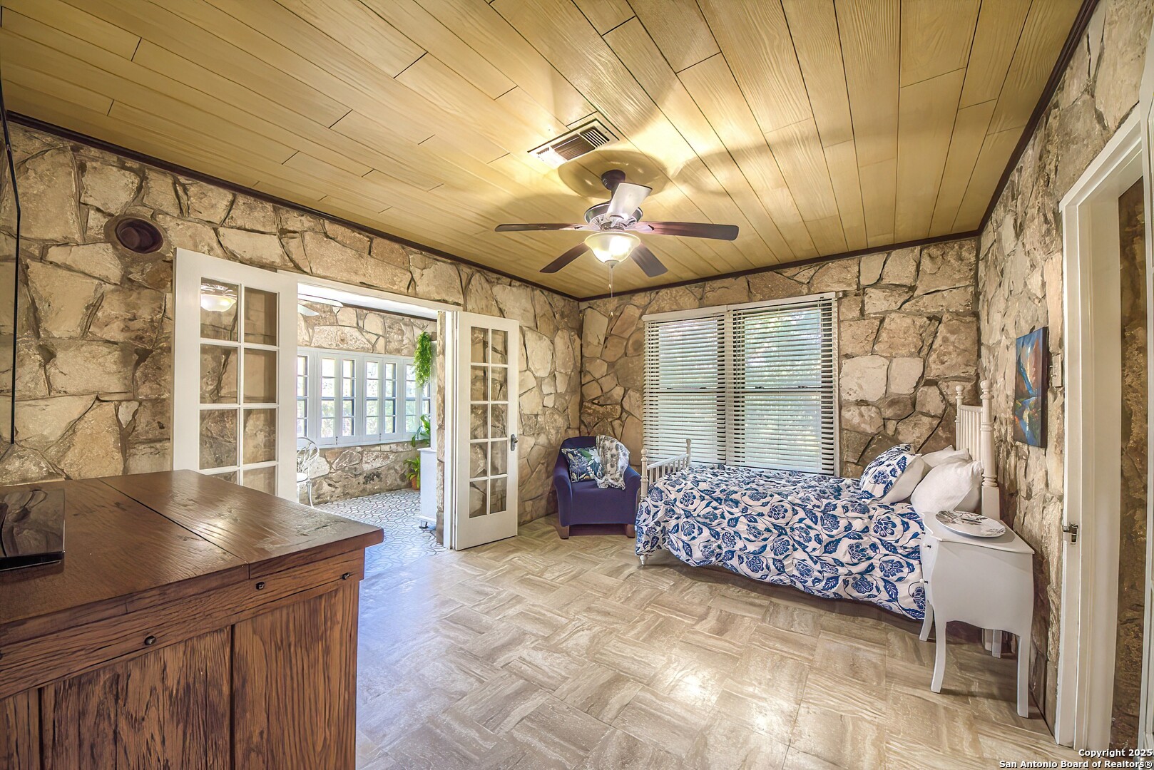 6986 County Road 271