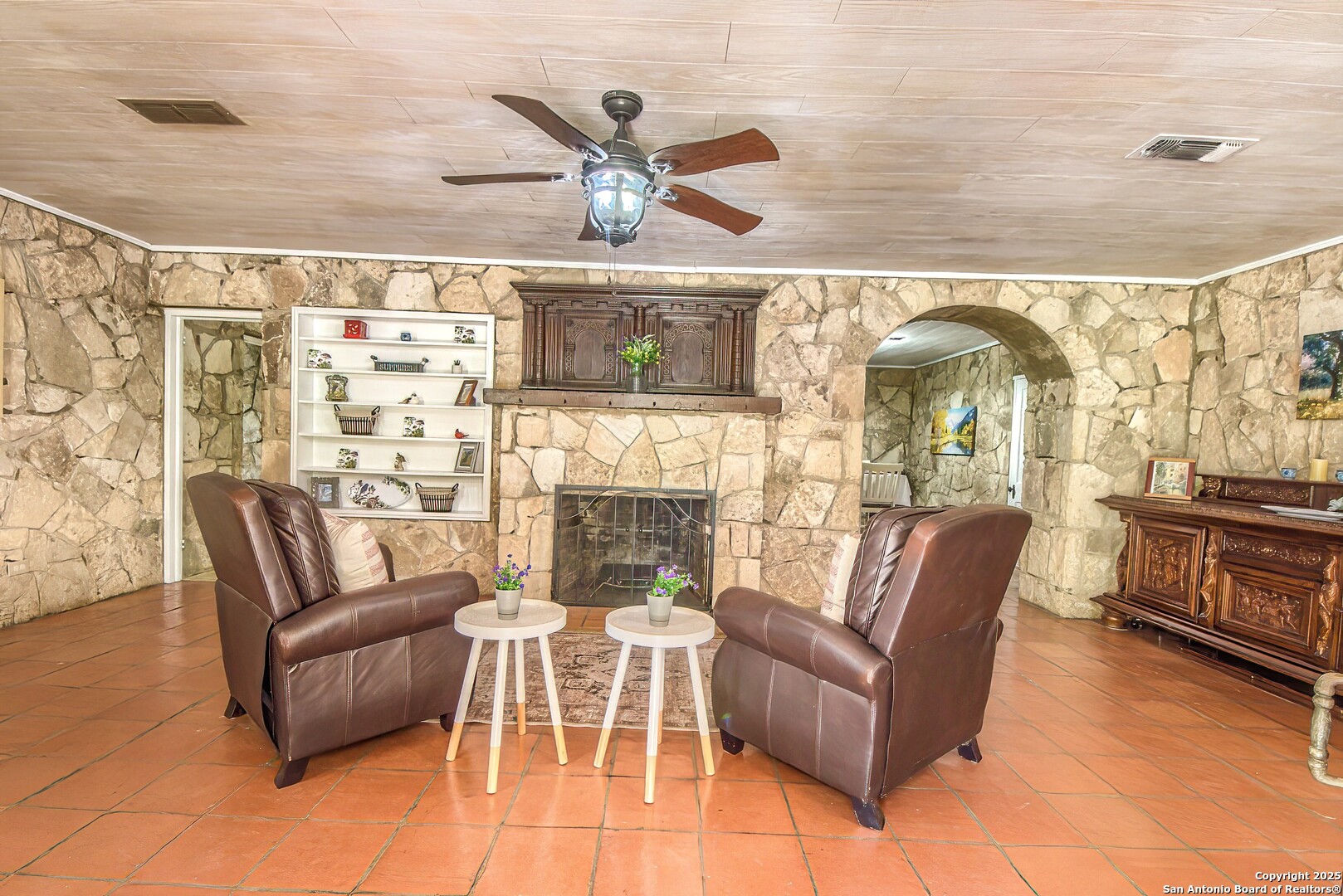 6986 County Road 271