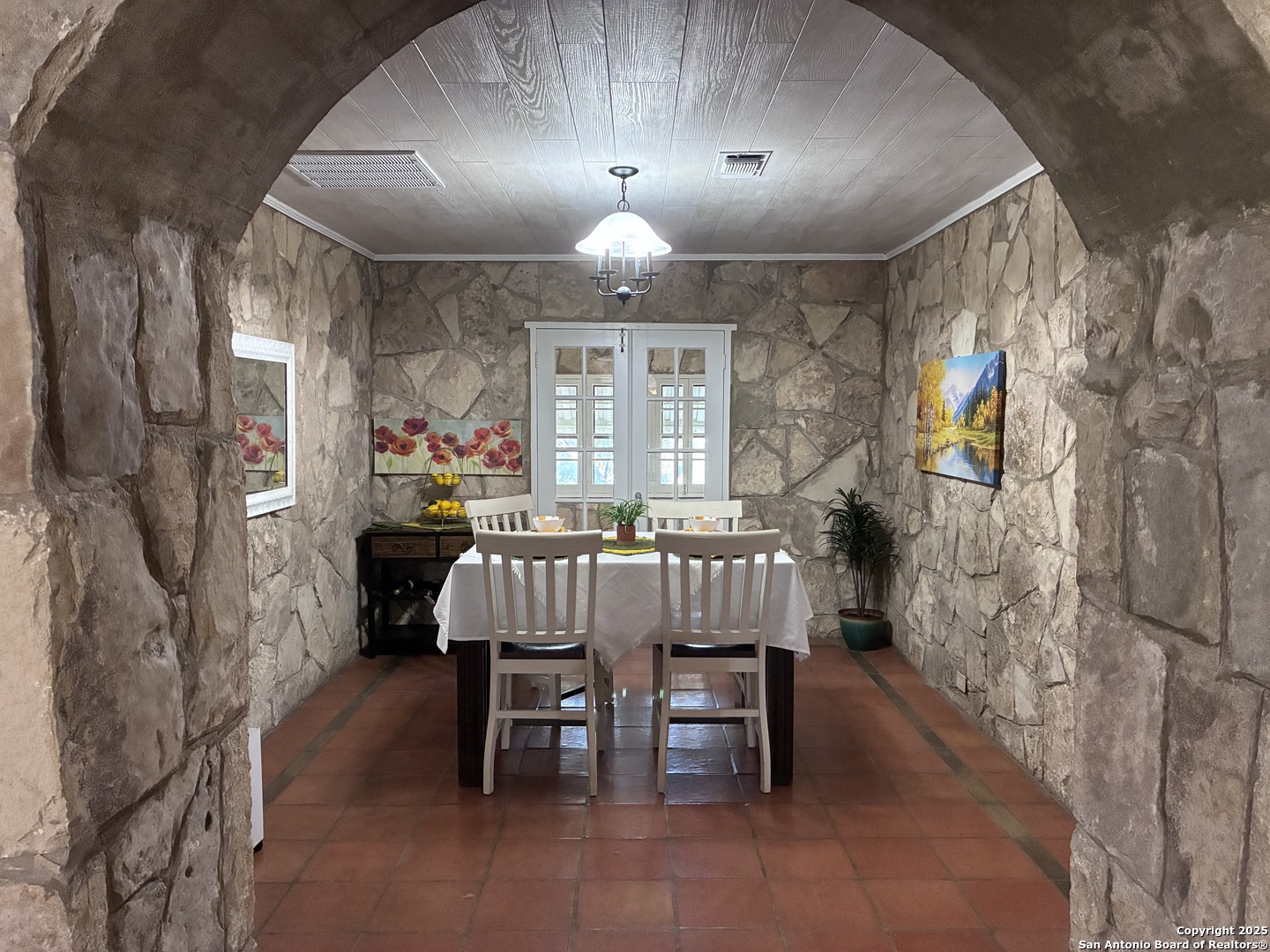 6986 County Road 271