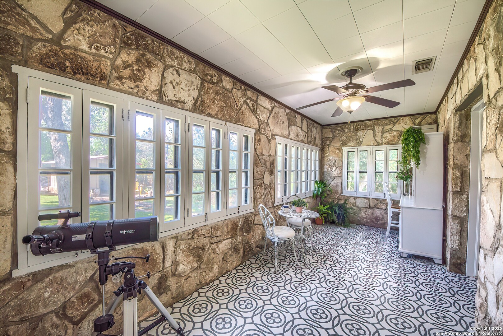 6986 County Road 271