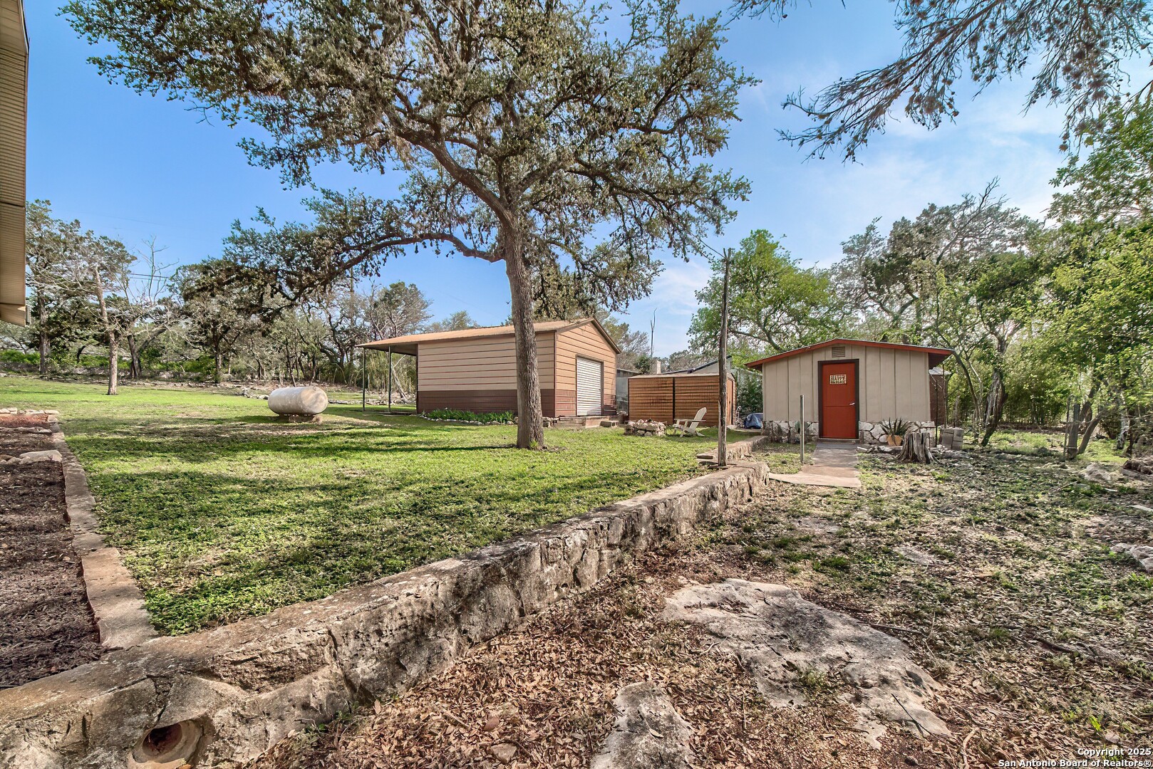 6986 County Road 271
