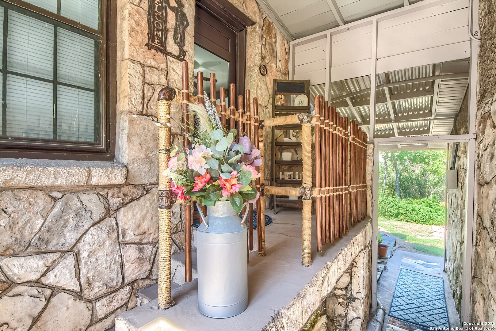 6986 County Road 271