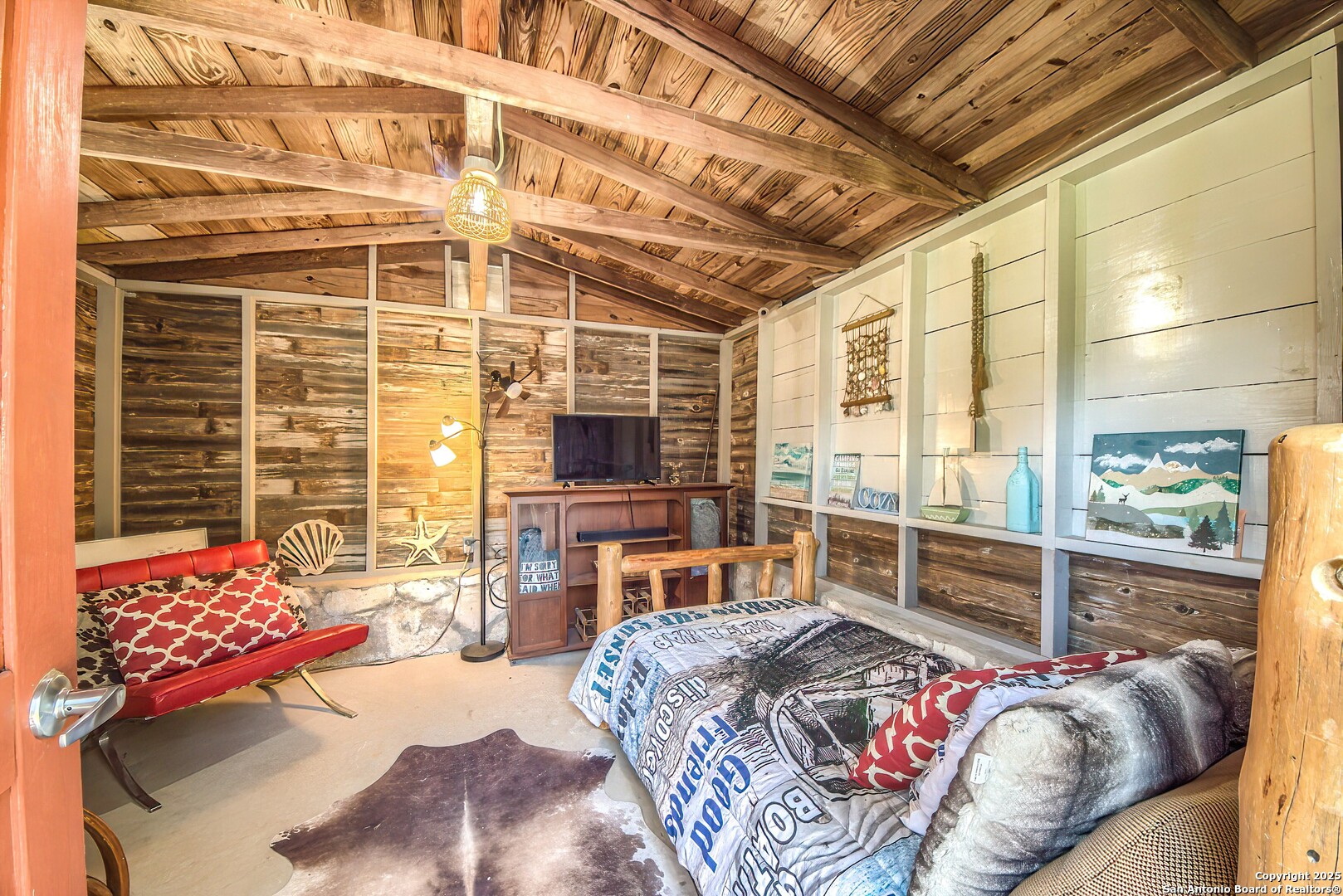 6986 County Road 271