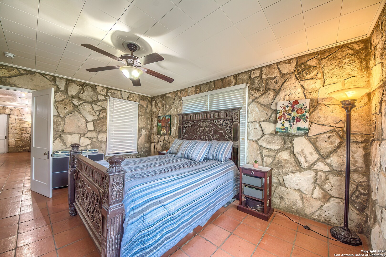 6986 County Road 271