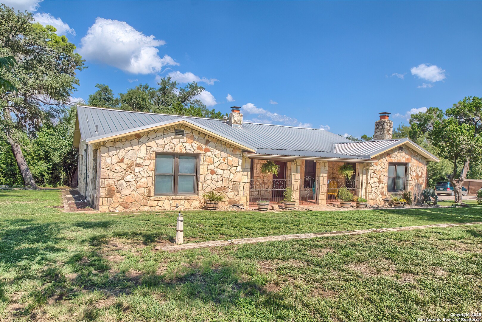 6986 County Road 271