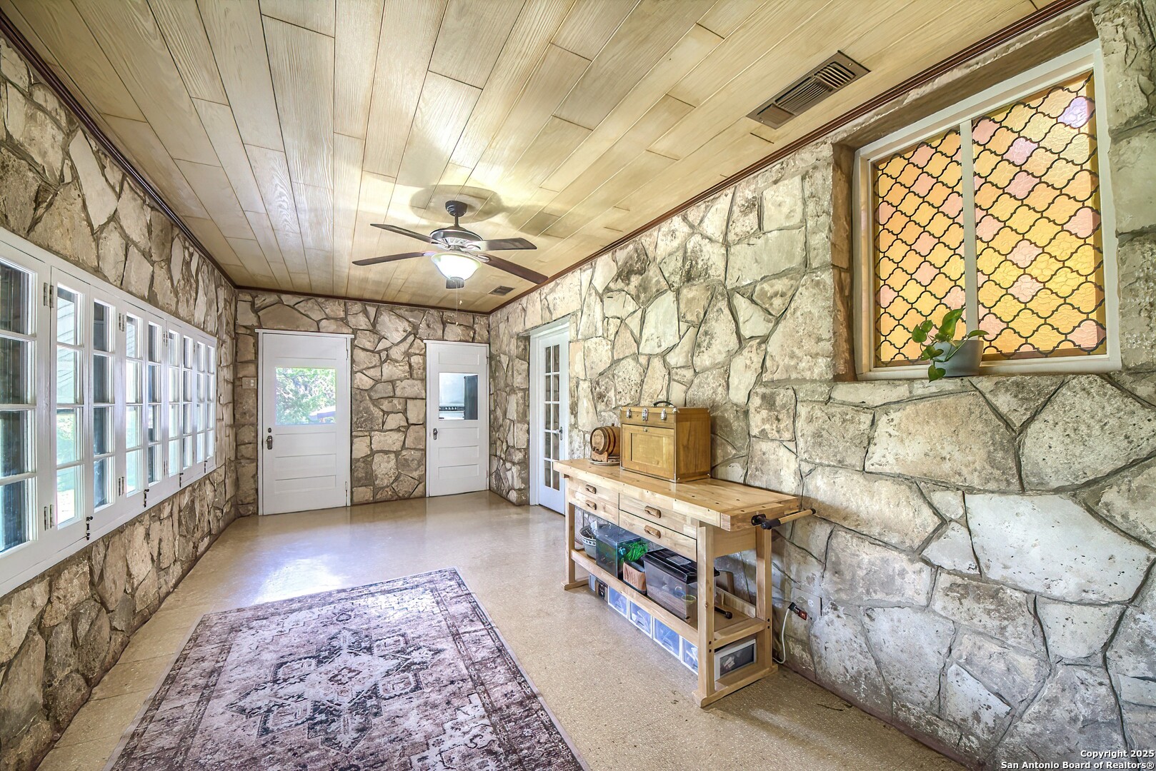 6986 County Road 271