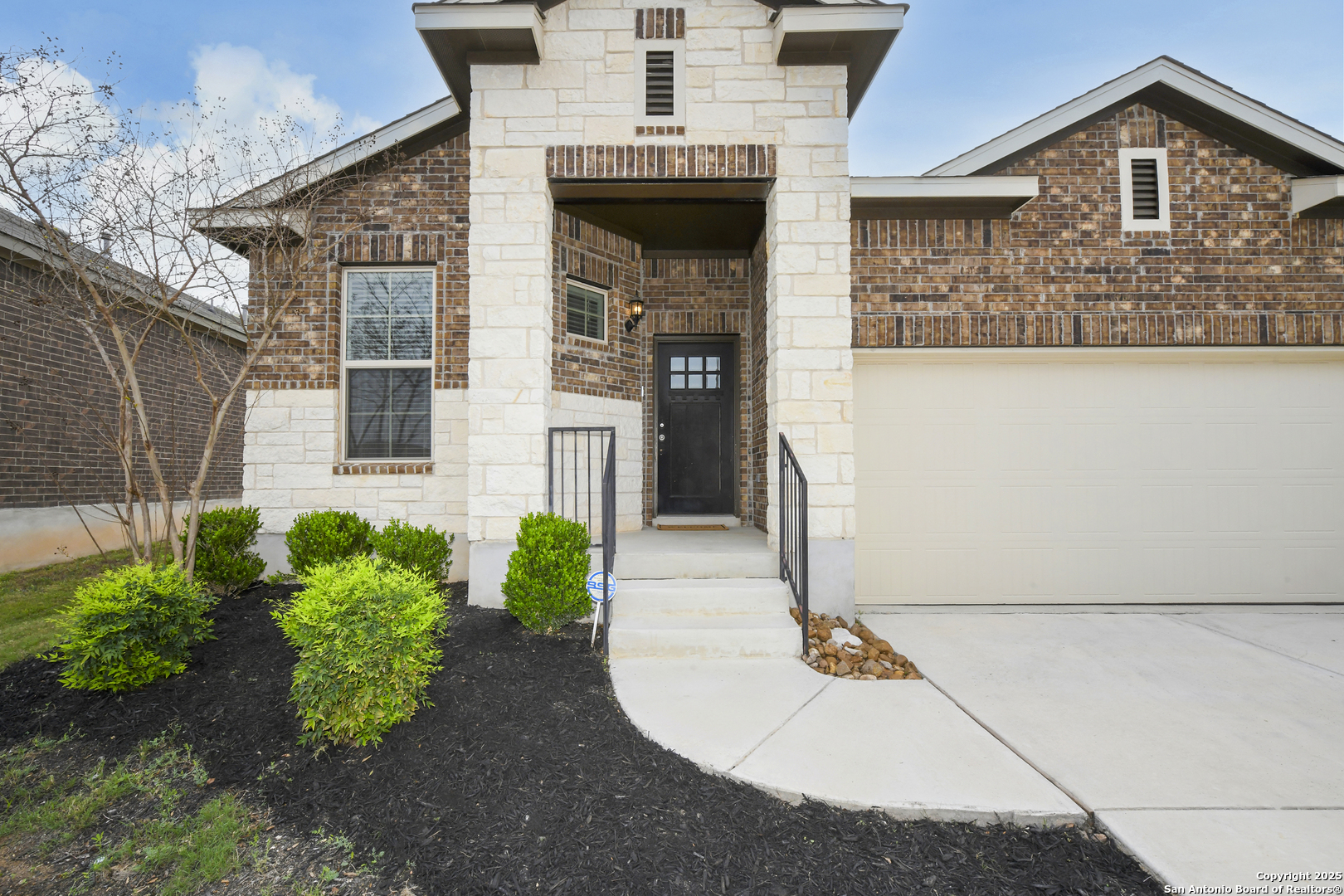 22126 Akin