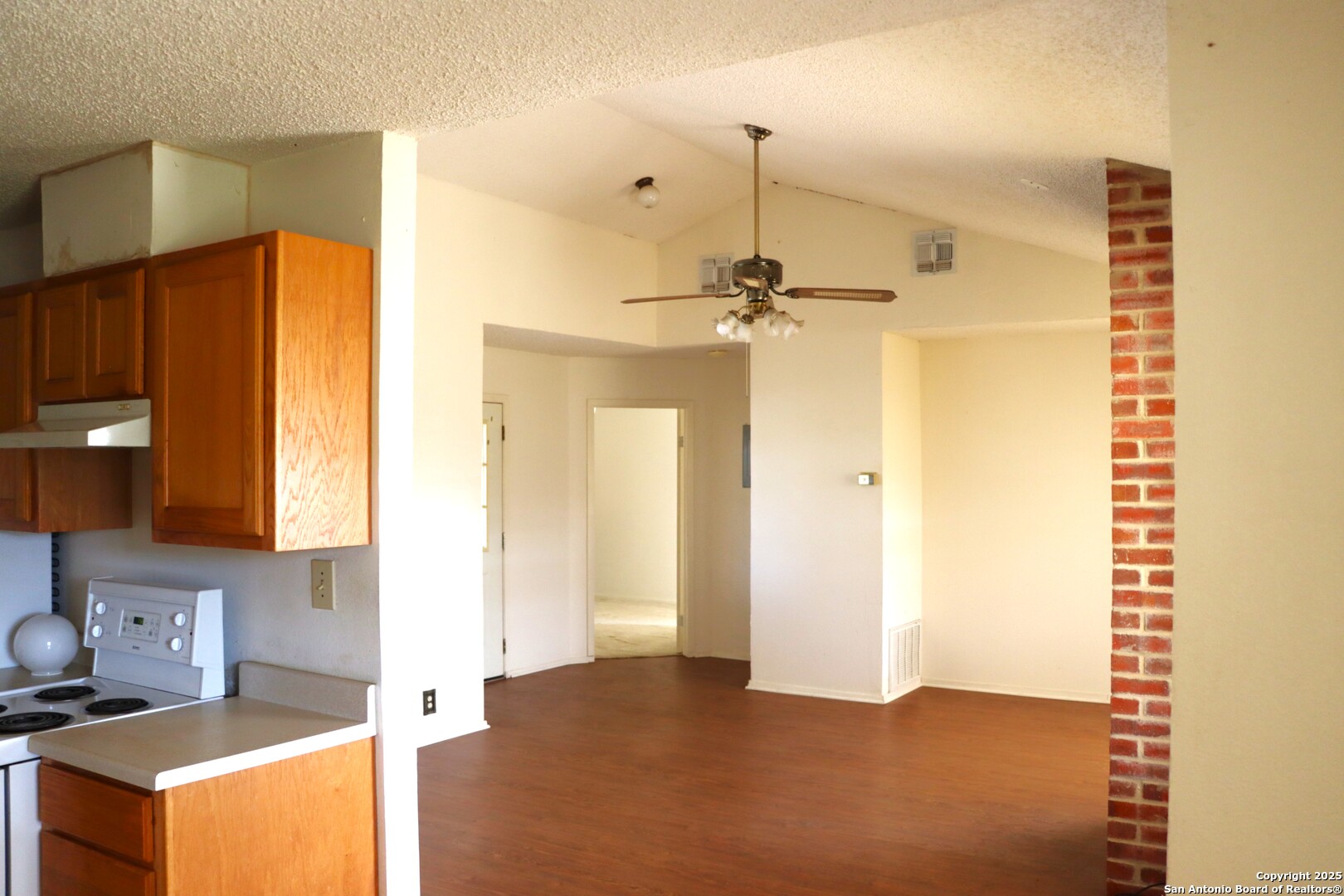 349 Glenvalley Circle