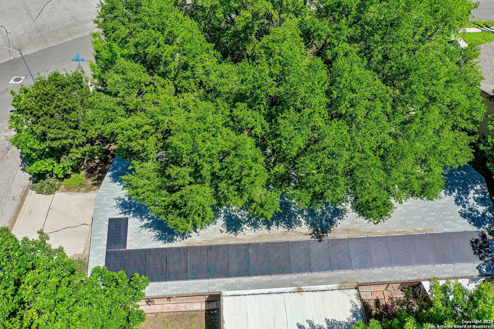 6022 Clearbrook