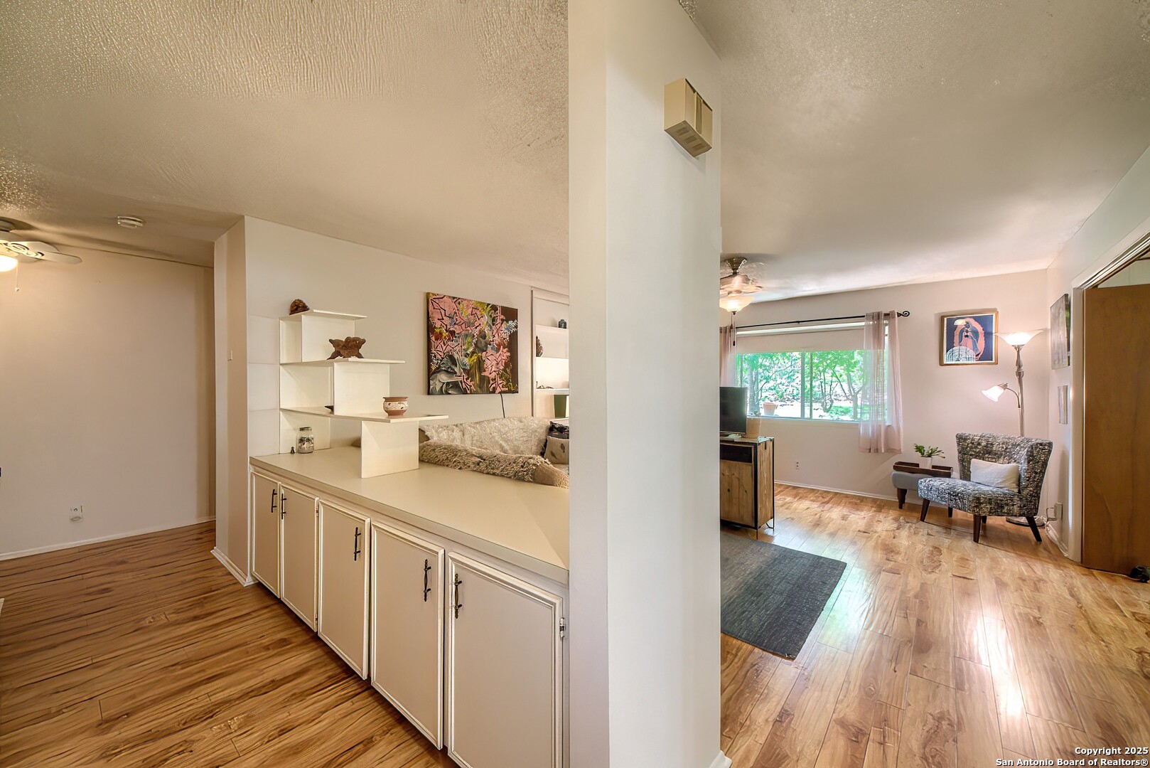 6022 Clearbrook