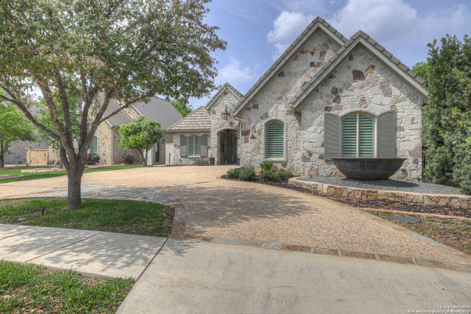 1379 Bellesop