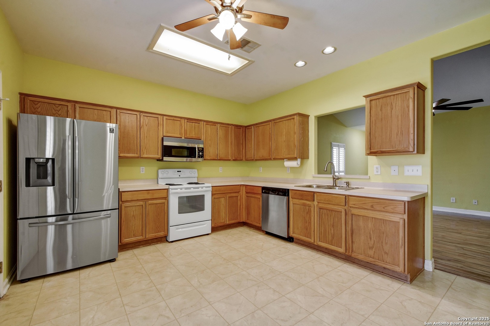 4102 Griffin Oaks
