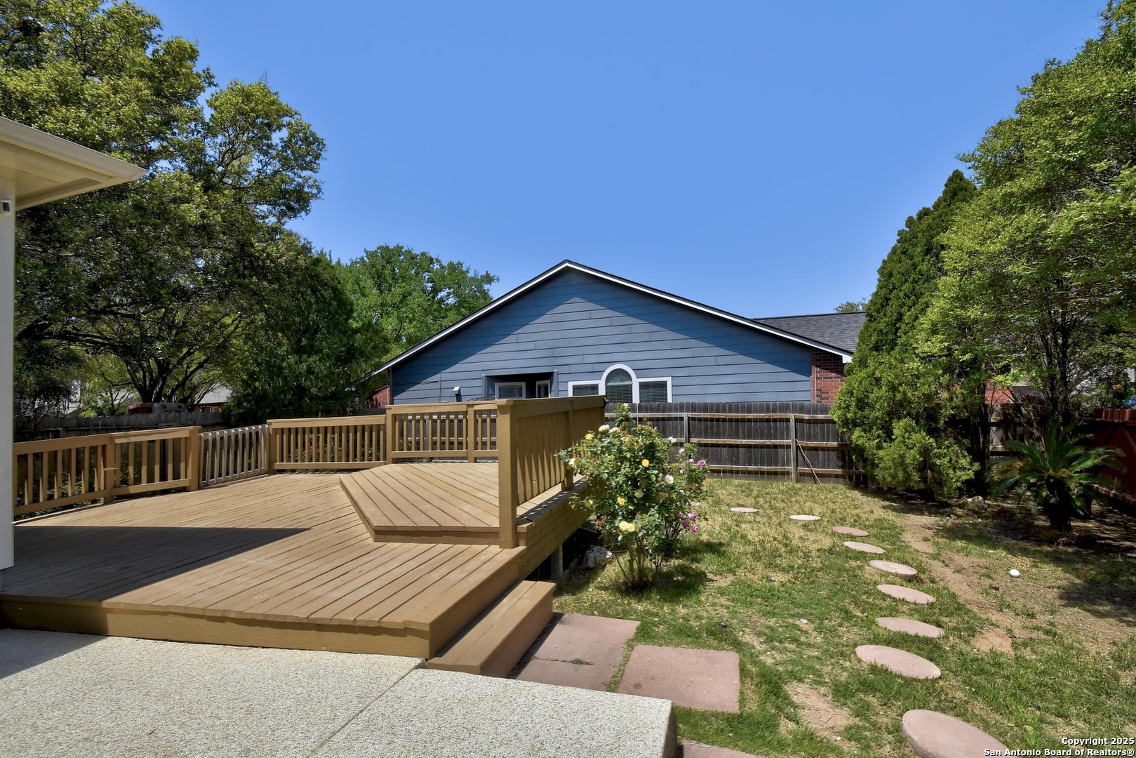 4102 Griffin Oaks
