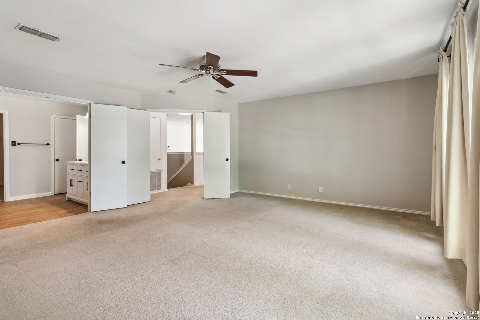 3528 Hamilton Pl
