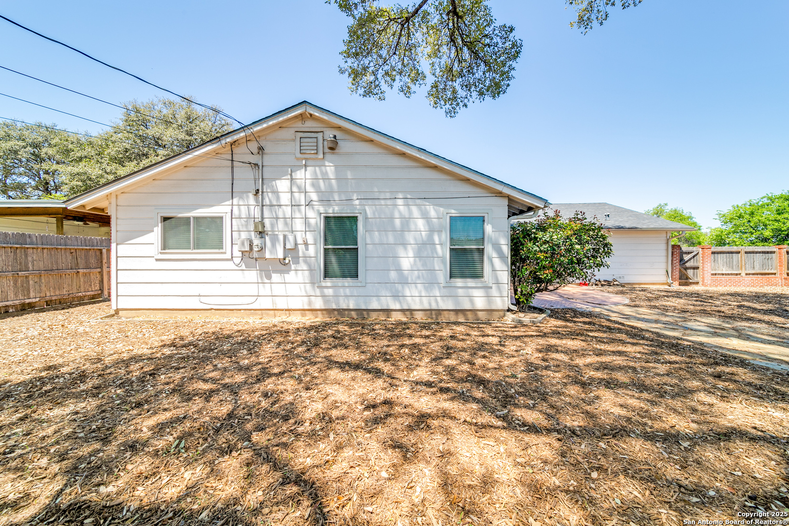 9818 lantana