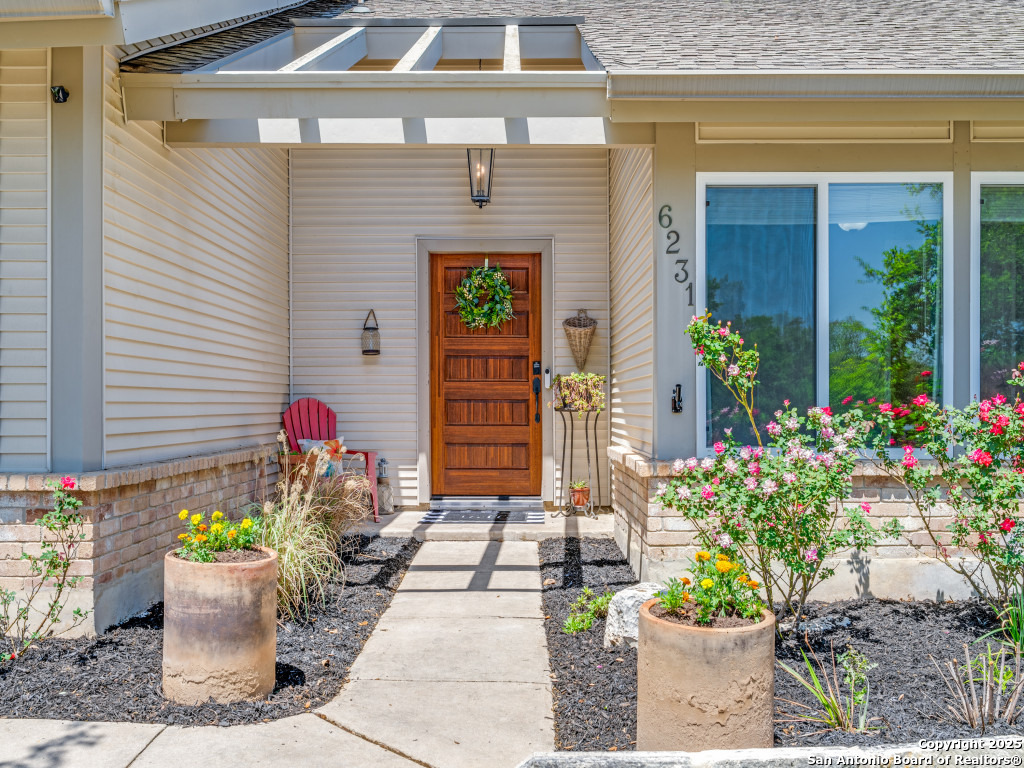 6231 Fox Creek