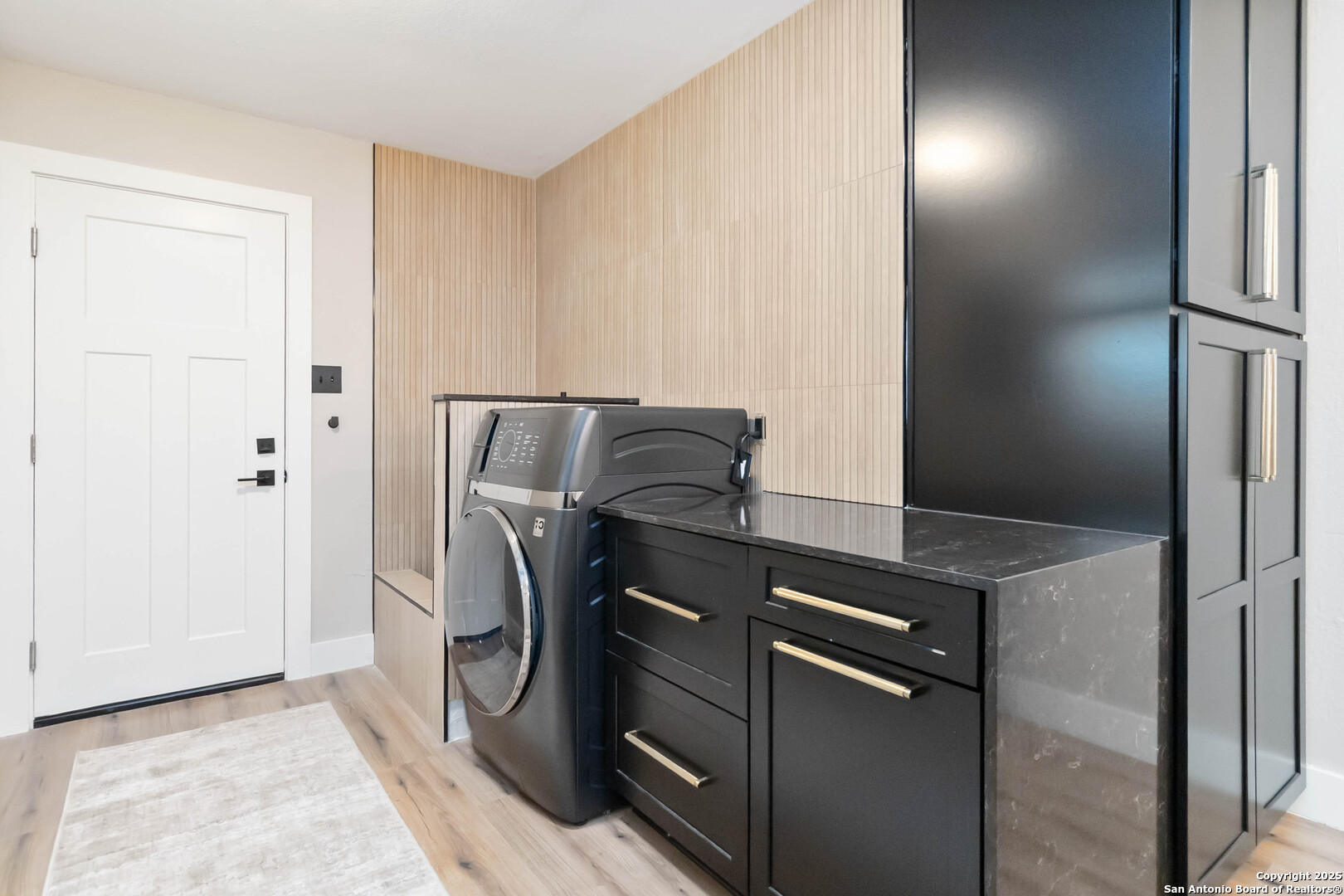415 Windsor
