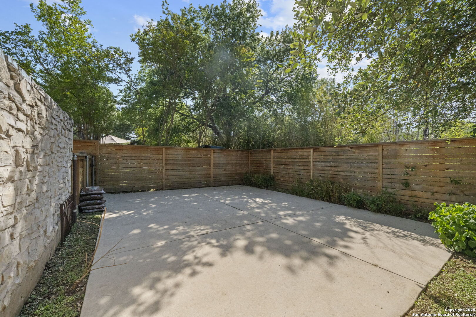 16711 Canyon Ledge