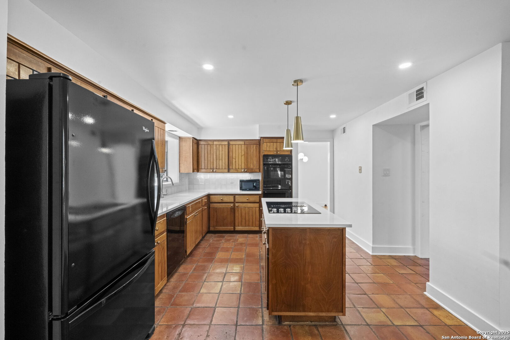 16711 Canyon Ledge