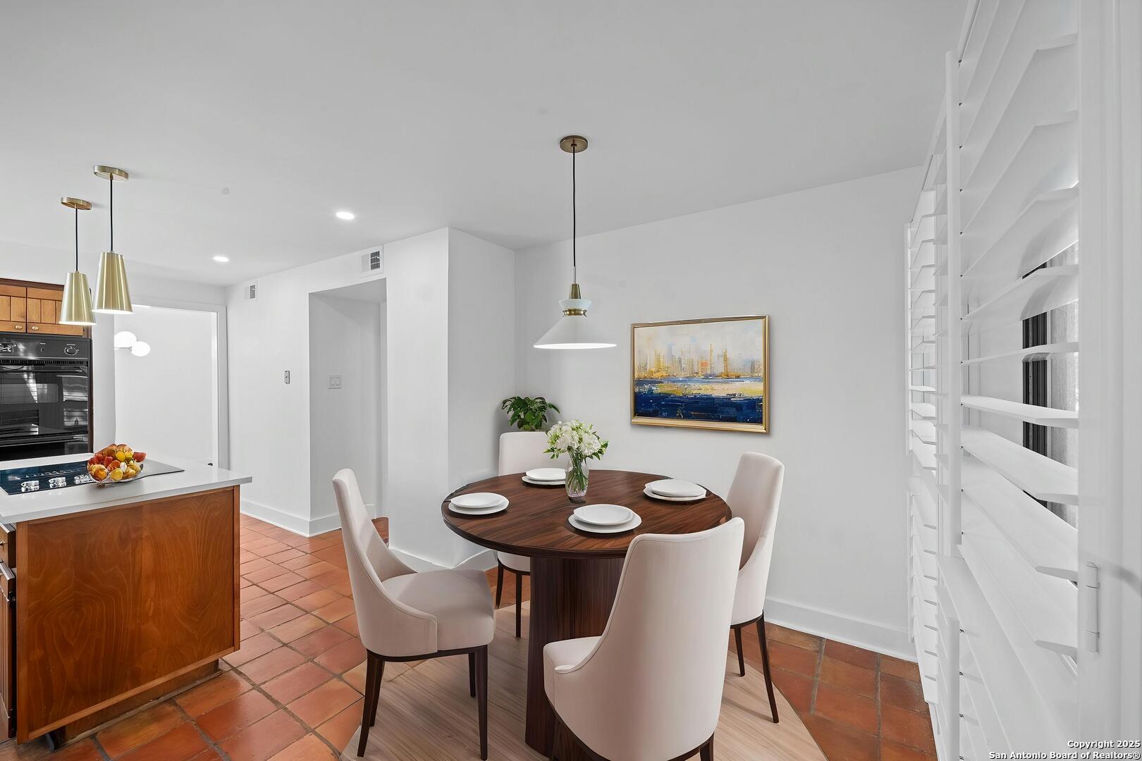 16711 Canyon Ledge